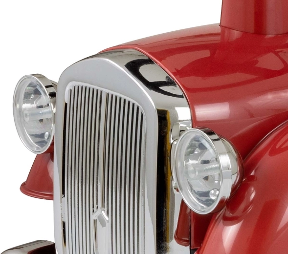 Retro-Look mit verchromter Frontmaske