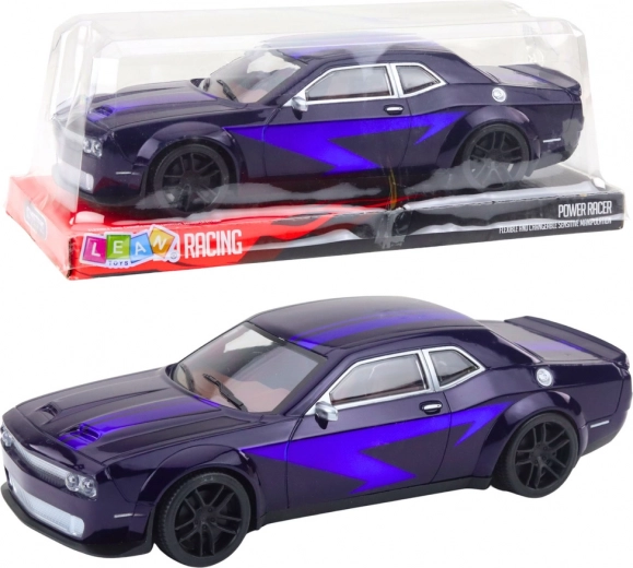 Sport-Rennauto mit Schwungradantrieb – dunkelviolett