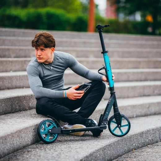 Schnelles Falten und kompakte Abmessungen