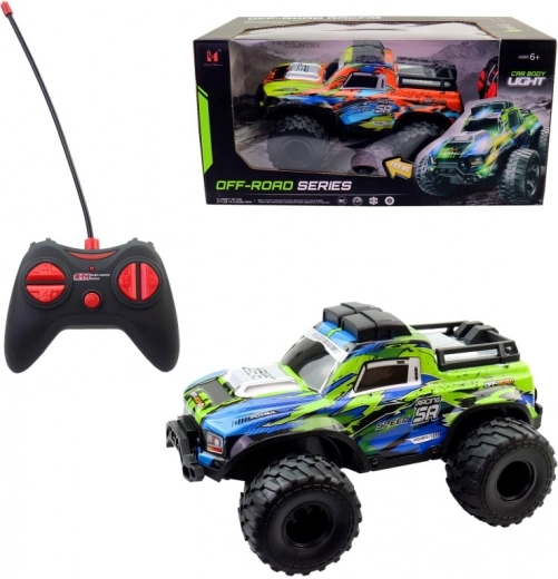 RC-Geländewagen mit großen Rädern