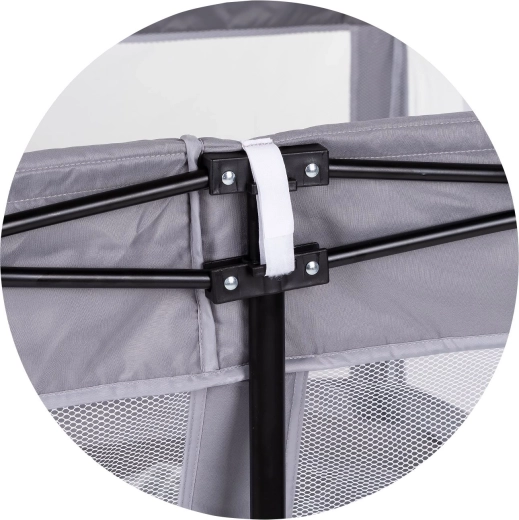 Stabiler Metallrahmen und rutschfeste Füße