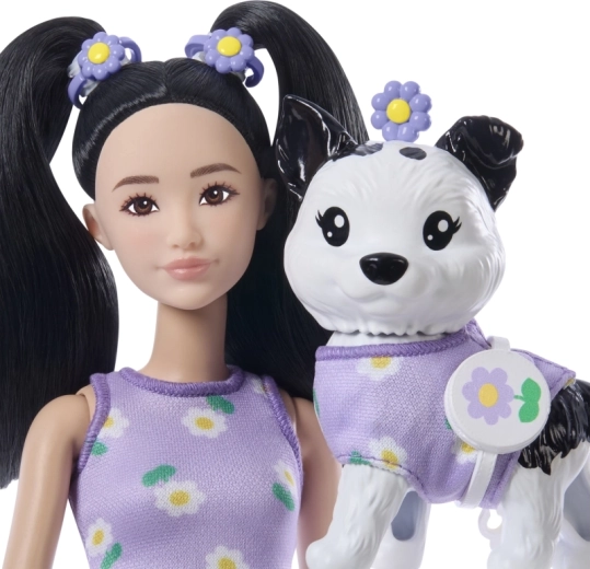 Abgestimmte Outfits von Barbie und dem Hündchen