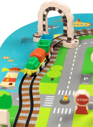 Selbstfahrende Lokomotive und Waggons