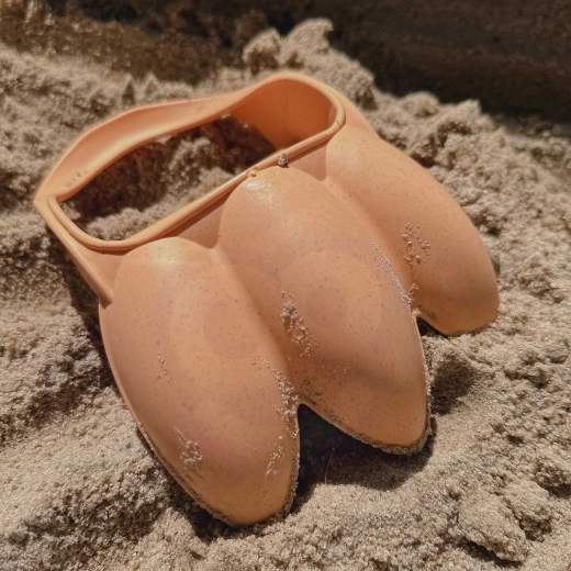 Kreatives Bauen im Sandkasten und am Strand