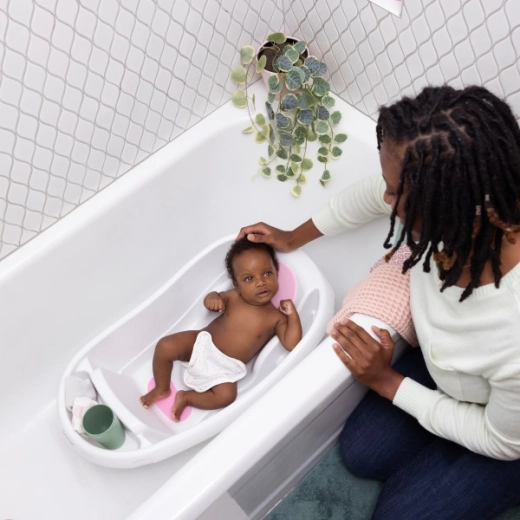 Eltern-Ablage und leichte Reinigung