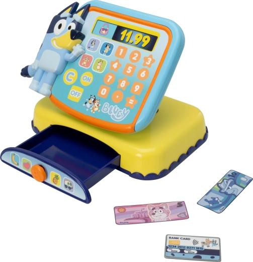 Öffnende Schublade und funktionale Tastatur