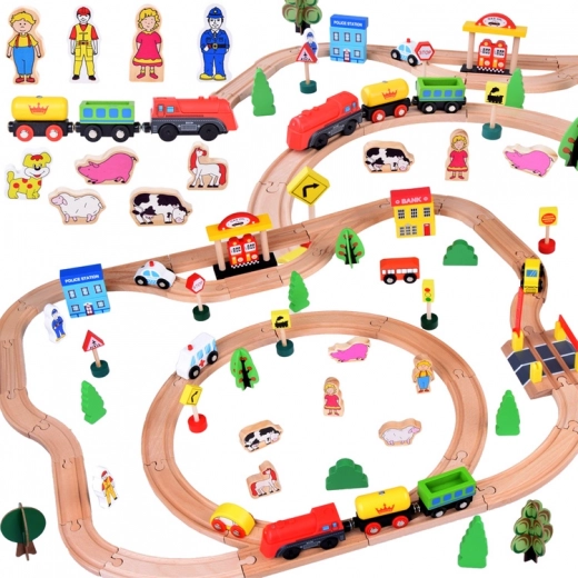 Holzeisenbahn mit Lokomotive und Figuren