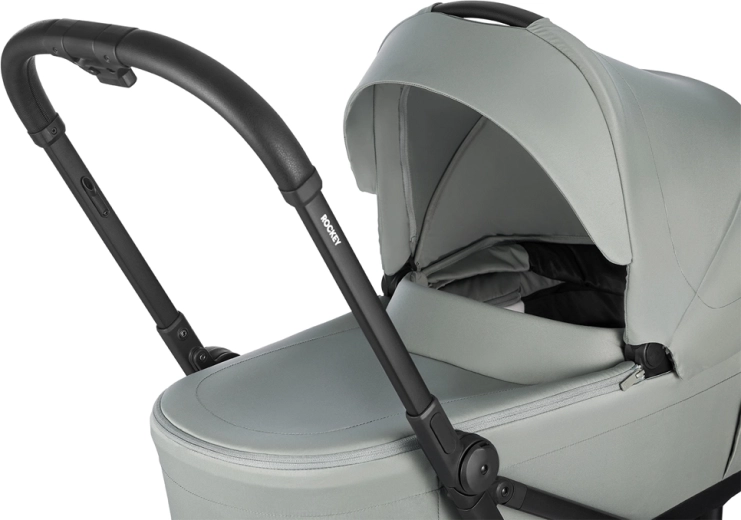 Atmungsaktive Babywanne mit Windschutz