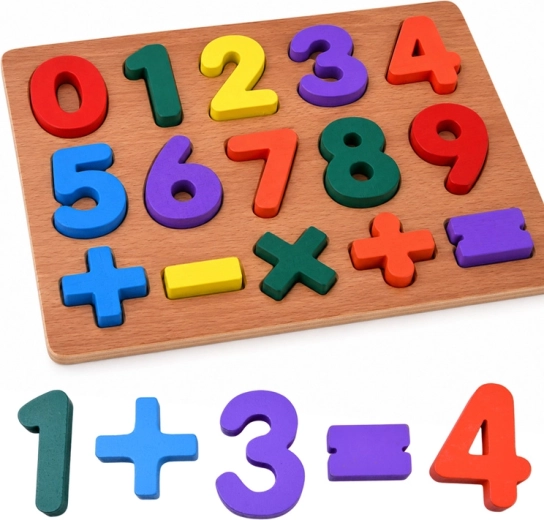 Holzpuzzle zum Lernen mit Zahlen und mathematischen Symbolen