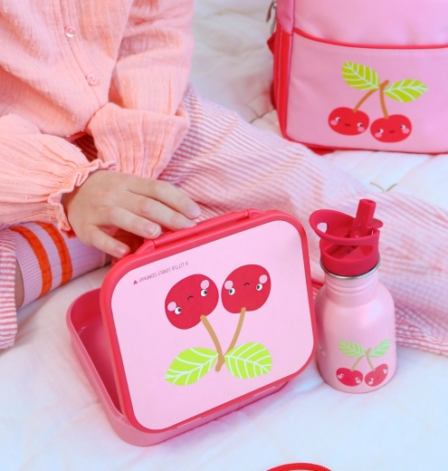 Abgestimmtes Design mit Kirschenmotiv