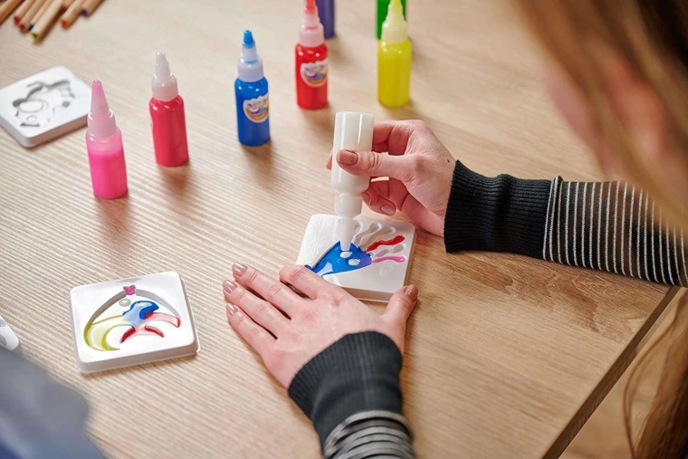 Einfaches Ausfüllen der Formen und präzise Dosierung