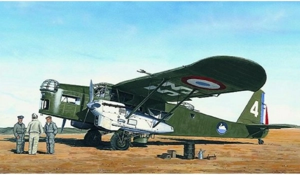 Flugzeugmodell Potez 540