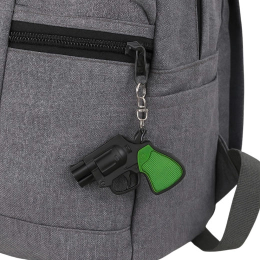 Einfaches Anclippen an Rucksack oder Reißverschluss