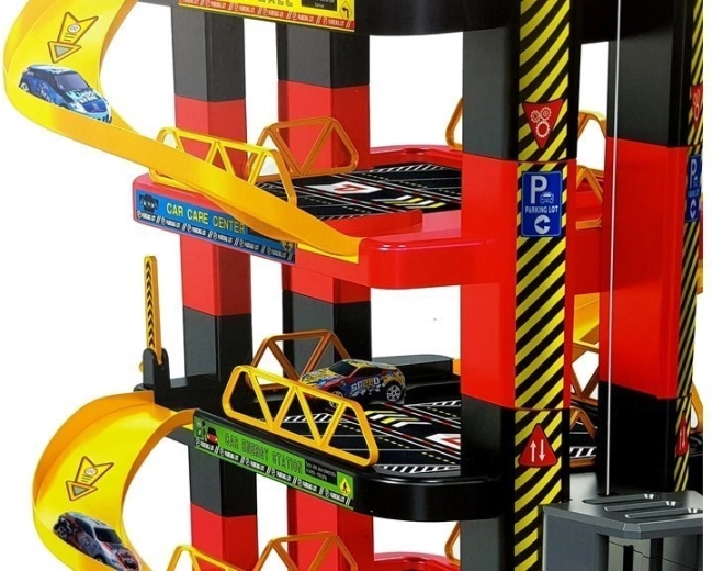 Fünf Ebenen Spielspaß und lange Rampen