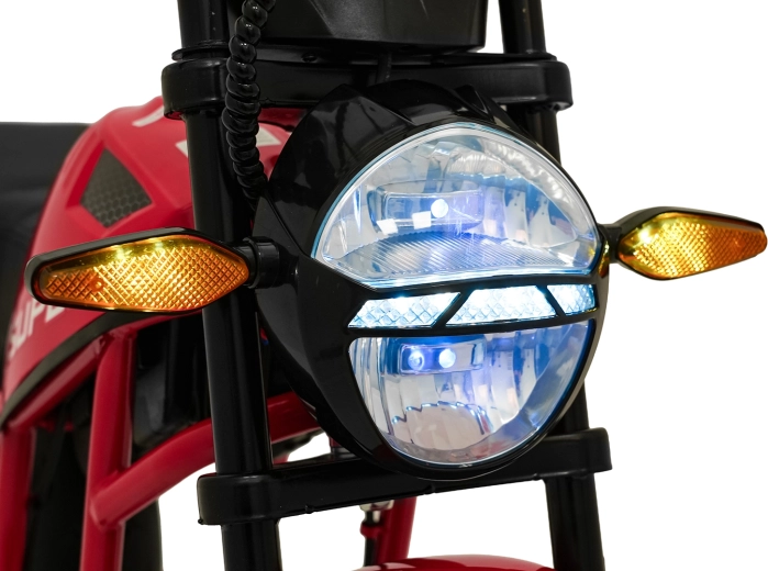 LED-Scheinwerfer und beleuchtetes Armaturenbrett