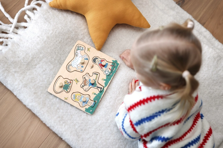 Holzpuzzle mit Hello-Kitty-Motiv