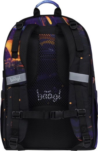 Leichter und ergonomischer Rucksack mit Riemen für ein Skateboard