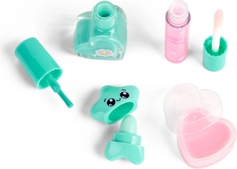Mini-Kosmetik und Accessoires auf Wasserbasis