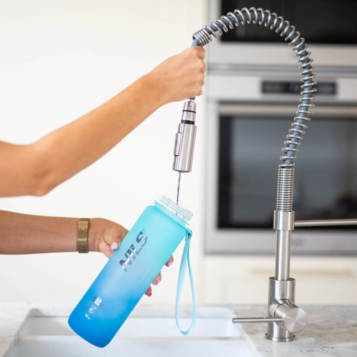 Weite Öffnung für einfaches Befüllen und Reinigen