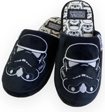 Hausschuhe mit Stormtrooper-Motiv aus der Star Wars-Serie