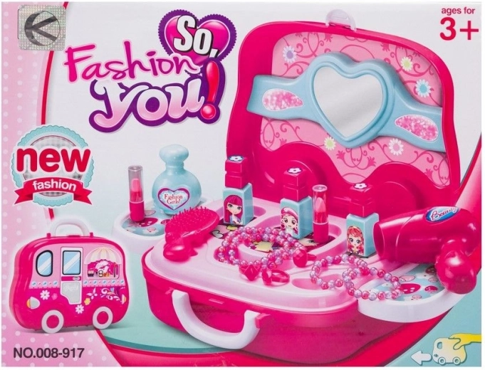 Toiletten-Set mit Kosmetik im Koffer – 19 Teile