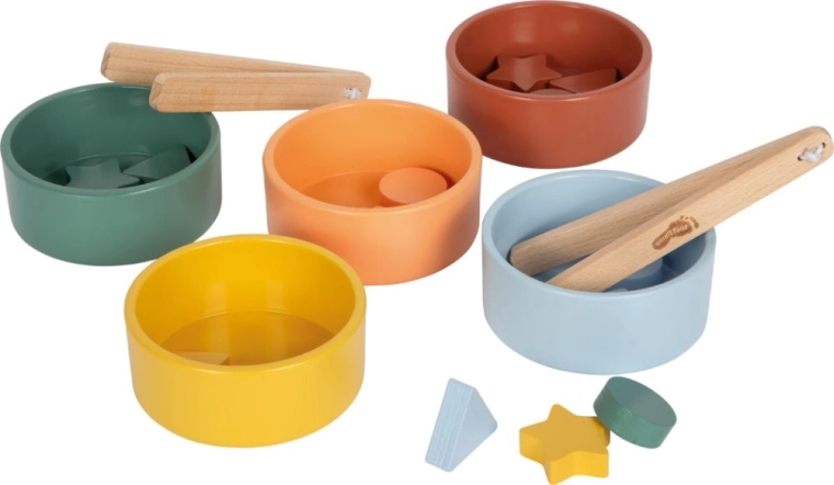 Holzschalen zum Sortieren nach Montessori