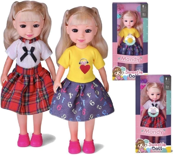 Puppe Klárka mit Zubehör