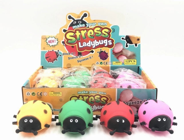 Scherzhafte Marienkäfer in verschiedenen Farben