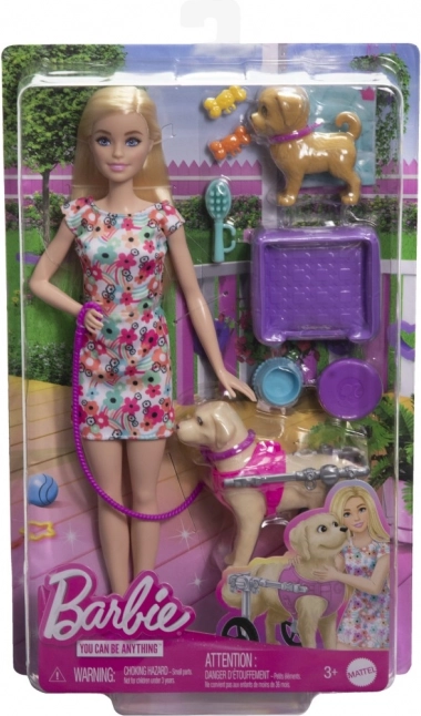 Barbie mit Hund im Rollstuhl