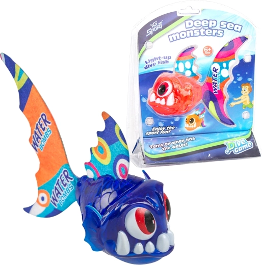 Tauchende Piranha-Fisch mit Licht