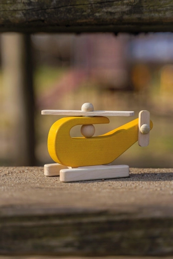 Holikopter aus Holz Petits Pilotes