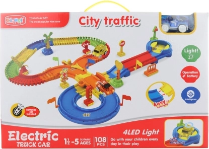 Leuchtende Strecke mit batteriebetriebenem Auto