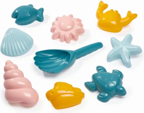 Set aus Sandförmchen mit Meeresmotiven und Schaufel in Muschelform