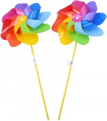 Bunter Windrad mit Regenbogenblättern