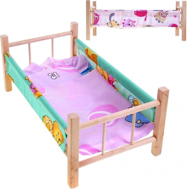 Holzbettchen für Puppen mit Bettwäsche