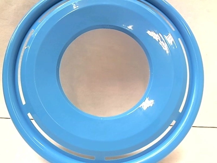 Flugscheibe – klassisches rotes Frisbee