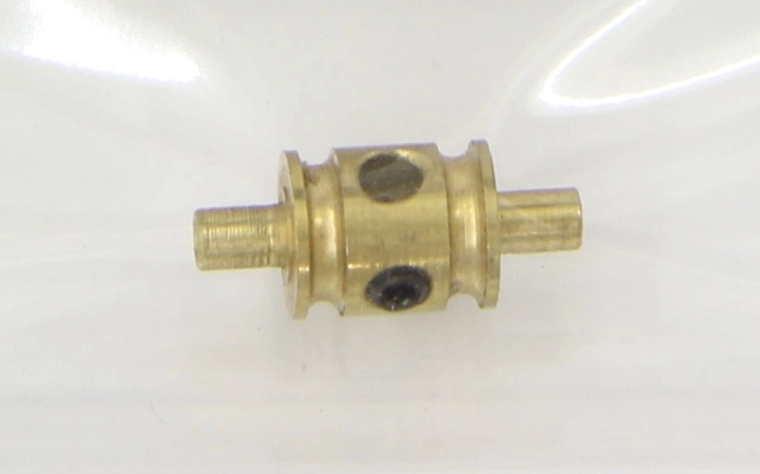 Mittelstück des Heckrotors für Jamara E-Rix 450 V2 – 1 Stück