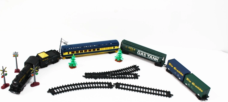 Elektrische Spielzeug-Eisenbahn – Dampflokomotive mit Licht, Sound und Waggons, batteriebetrieben
