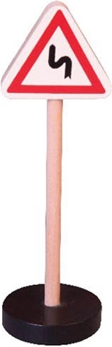 Babu hölzernes Verkehrszeichen Achtung Kurven