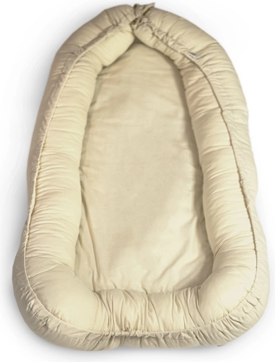 Petite&Mars Schutz-Nestchen für Babys Feel Safe, hellbeige, 90 × 60 cm