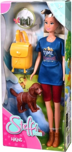 Puppe Steffi als Wanderin mit Hund