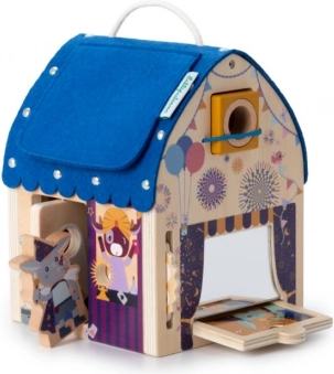 Holzhäuschen mit optischen Illusionen Lilliputiens