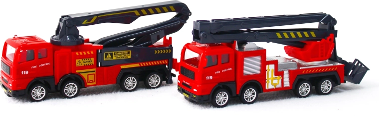 Feuerwehrauto mit drehbarem Löscharm