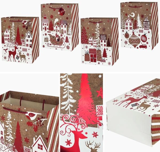 Weihnachtliche Geschenktasche 23 × 18 × 10 cm (Motivmix)
