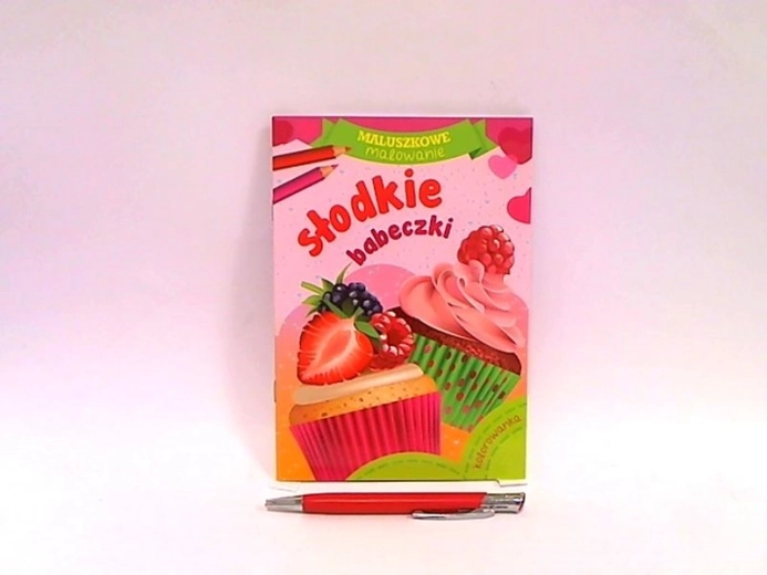 Malbuch mit süßen Cupcakes inkl. Buntstiften