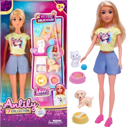 Puppe mit Katze, Hund und Futterschalen