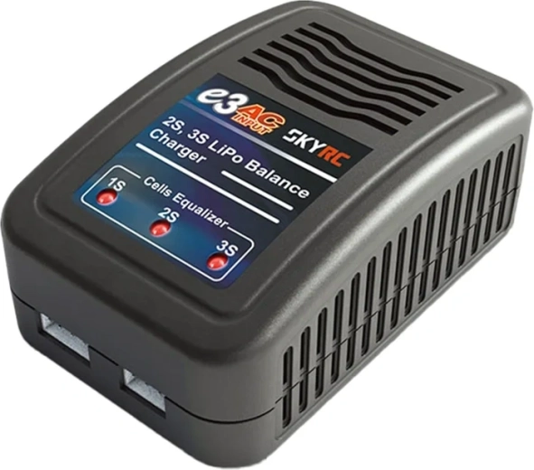 LiPo-Ladegerät SkyRC E3