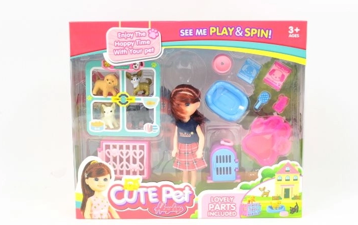 Puppe mit Tieren und Pflegezubehör