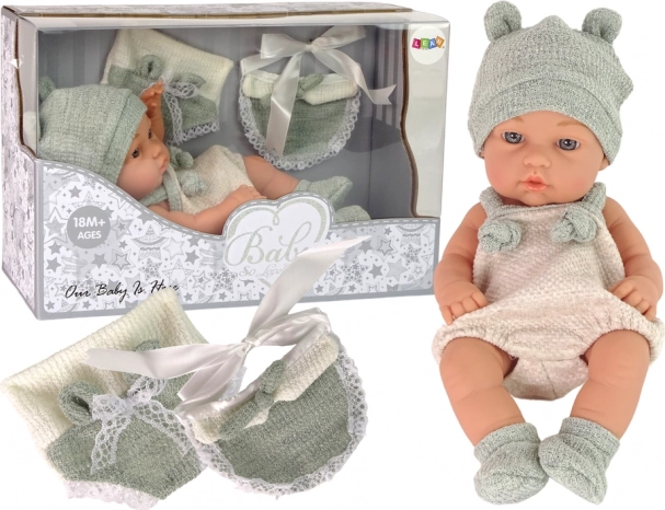 Puppe süßes Baby grüner Pullover und Mütze 30 cm