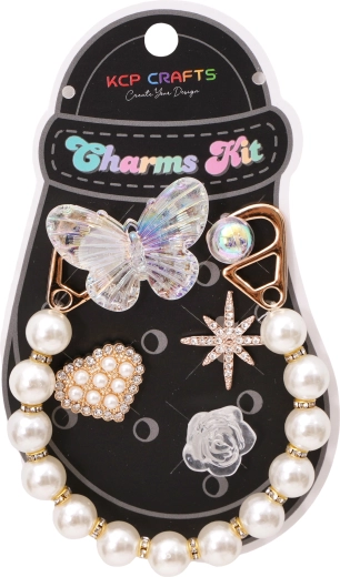 Set dekorativer Accessoires für Pantoletten – Perlenkette und Schmetterling